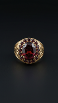 18k gold garnet cocktail ring