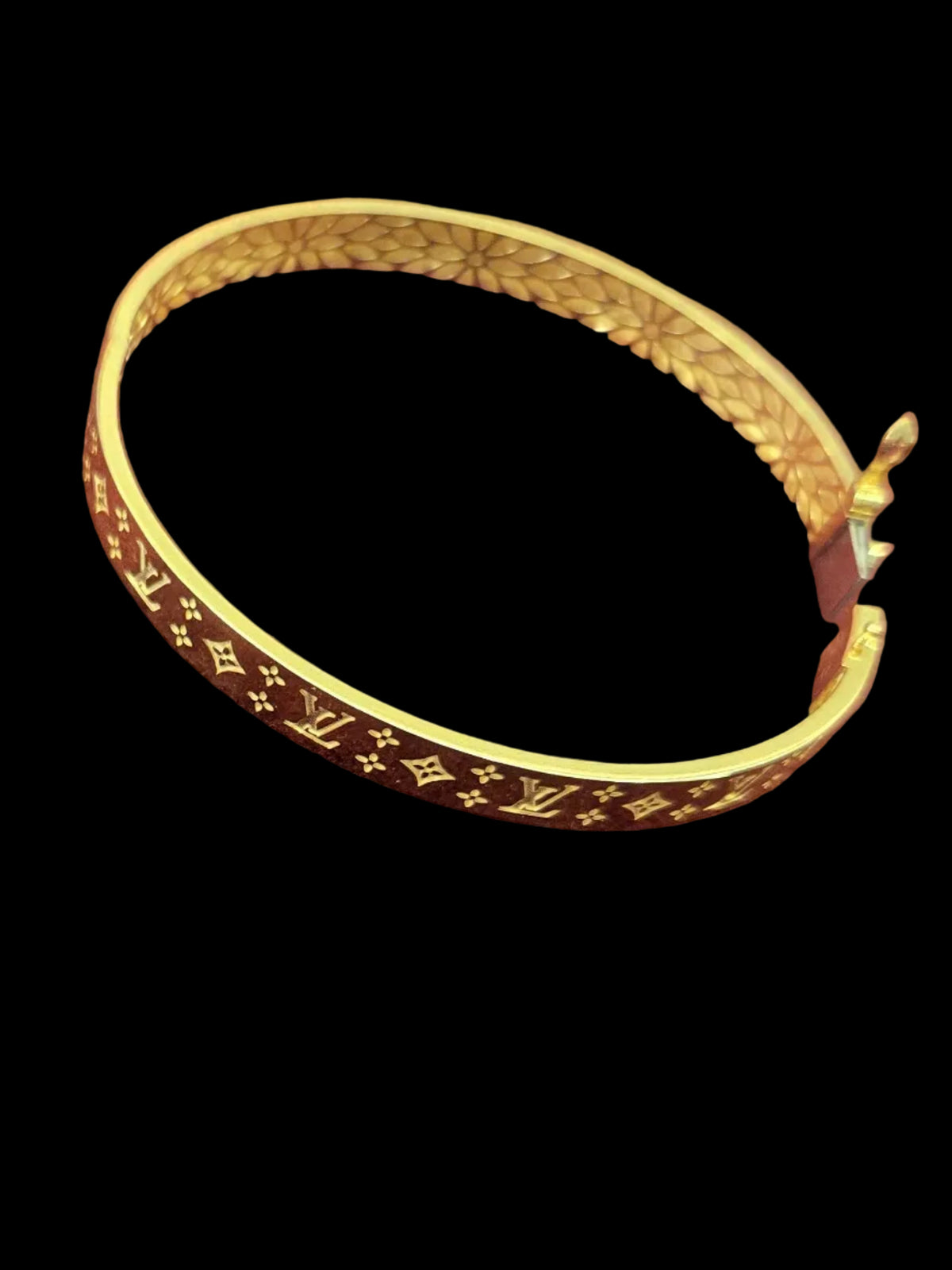 7 inch 8mm LV bangle - Semi-Solid 18k Gold